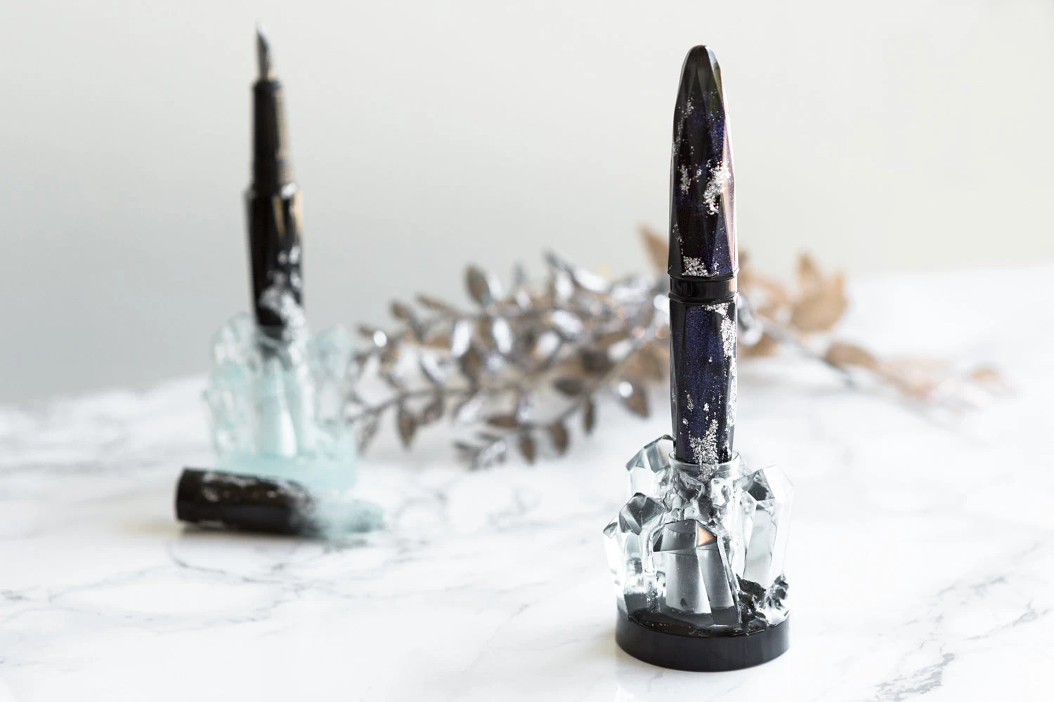 BENU Pen Holder - Luminous 6 BENU Pen Holder - Luminous - Image 4