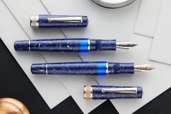 Delta Lapis Blue Celluloid Fountain Pen - Rosegold (Limited Edition) -Office Tools Delta Lapis Blue Celluloid Palladium RoseGold group 2 f4ce5fc9 8ffb 4d30 98f0 e9738530dd61