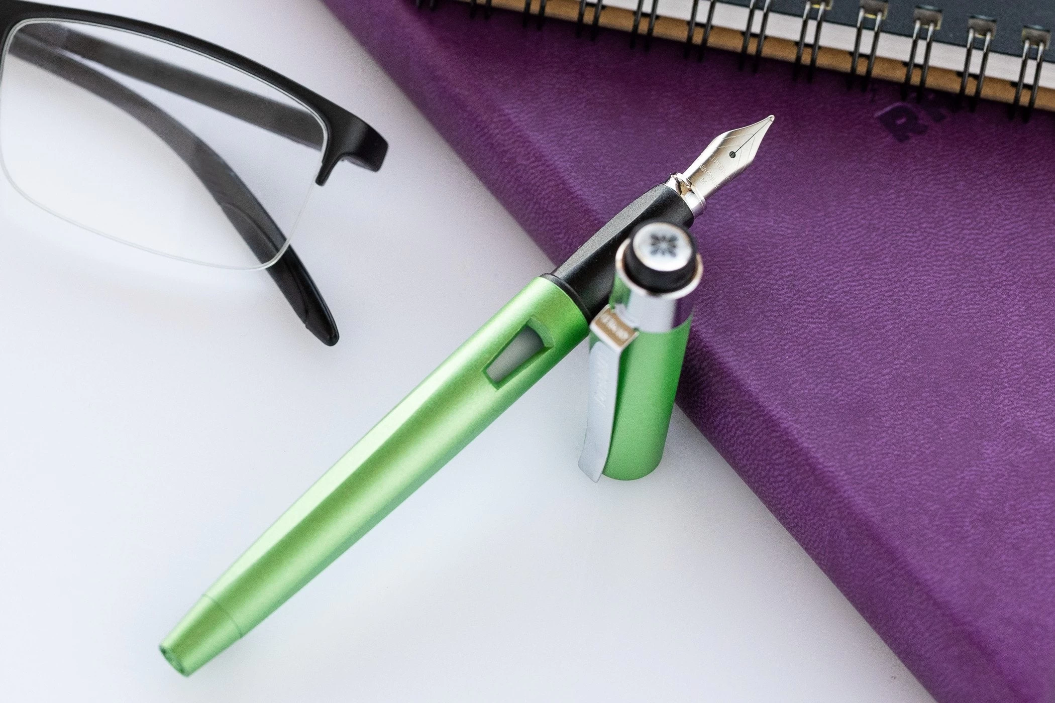 Diplomat Magnum Fountain Pen - Lime Green 10 Diplomat Magnum Fountain Pen - Lime Green - Image 8