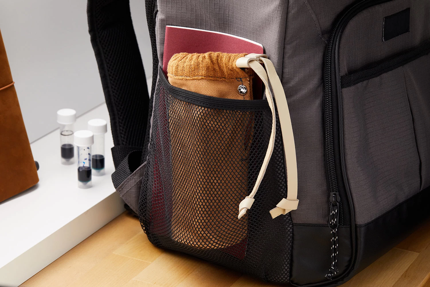 Esterbrook 2GO Pen Cup - Tan 8 Esterbrook 2GO Pen Cup - Tan - Image 6