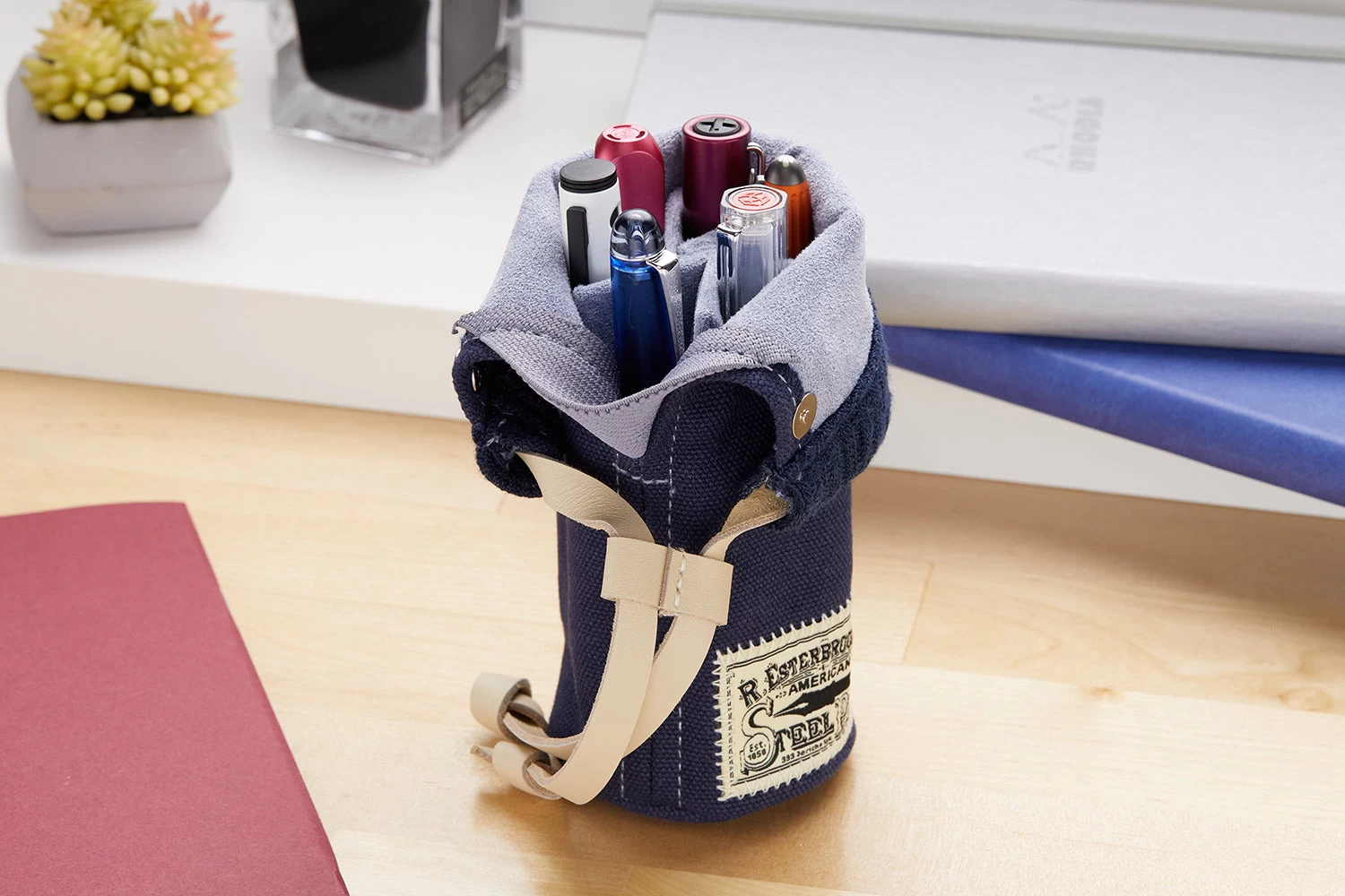 Esterbrook 2GO Pen Cup - Navy 5 Esterbrook 2GO Pen Cup - Navy - Image 3