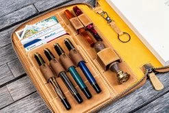 Galen Leather Zippered A5 Notebook Folio - Crazy Horse Honey Ochre -Office Tools GalenLeather A5NotebookFolio CrazyHorse HoneyOchre stock 3