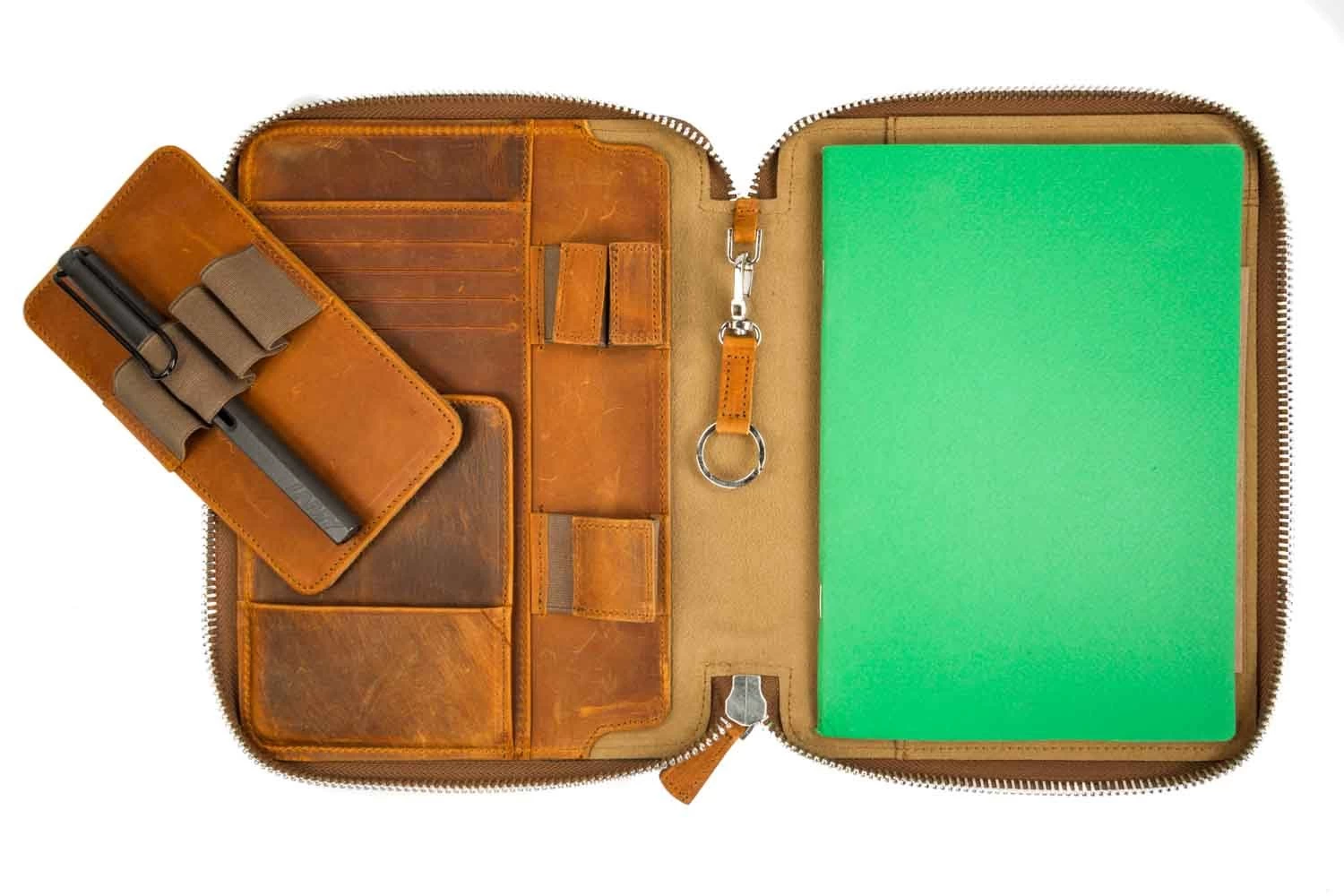 Galen Leather Zippered A5 Notebook Folio - Crazy Horse Brown 6 Galen Leather Zippered A5 Notebook Folio - Crazy Horse Brown - Image 4