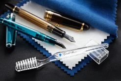 Goulet Feed Brush -Office Tools Goulet Feed Brush 1