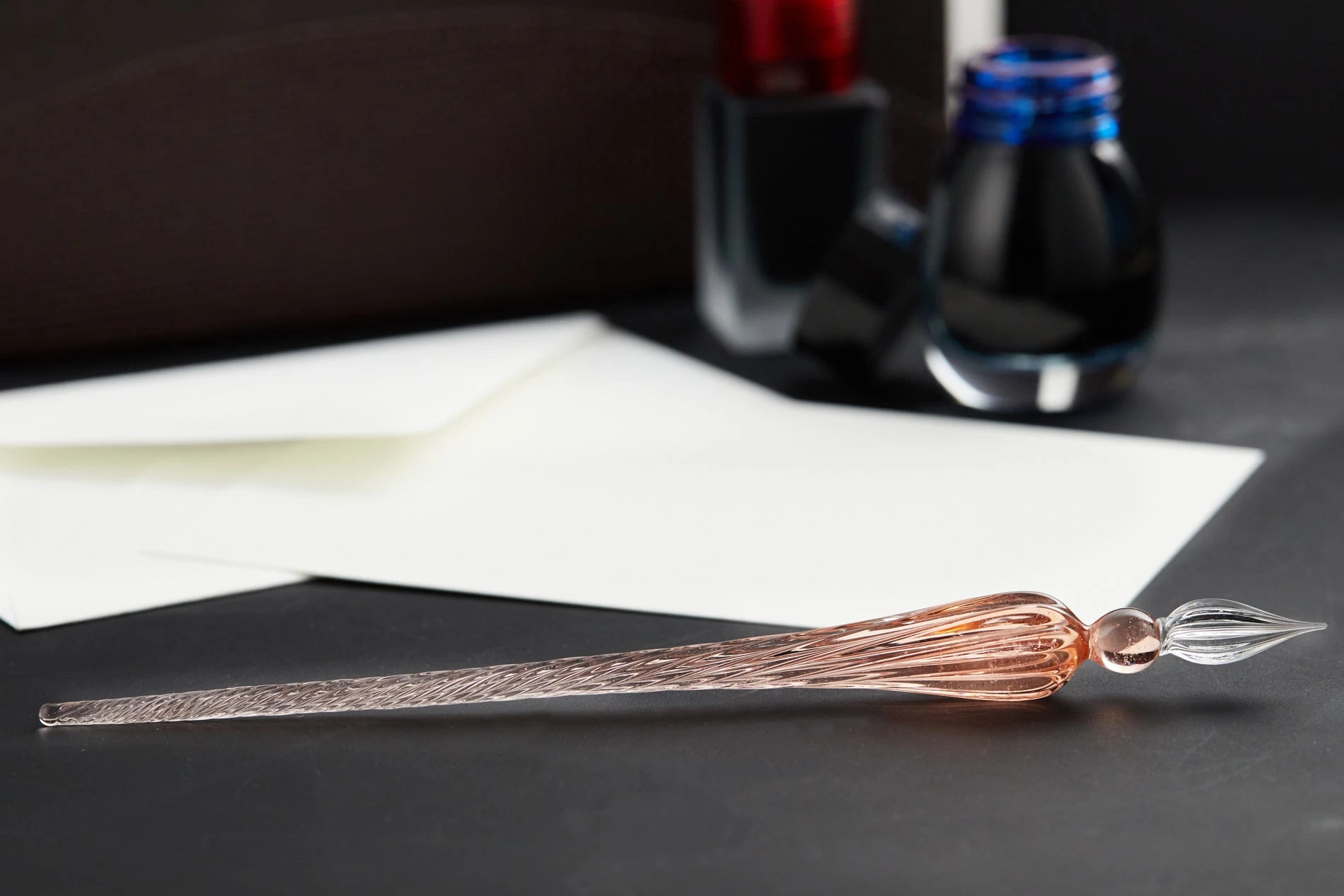 Herbin Round Glass Dip Pen - Rose 5 Herbin Round Glass Dip Pen - Rose - Image 3