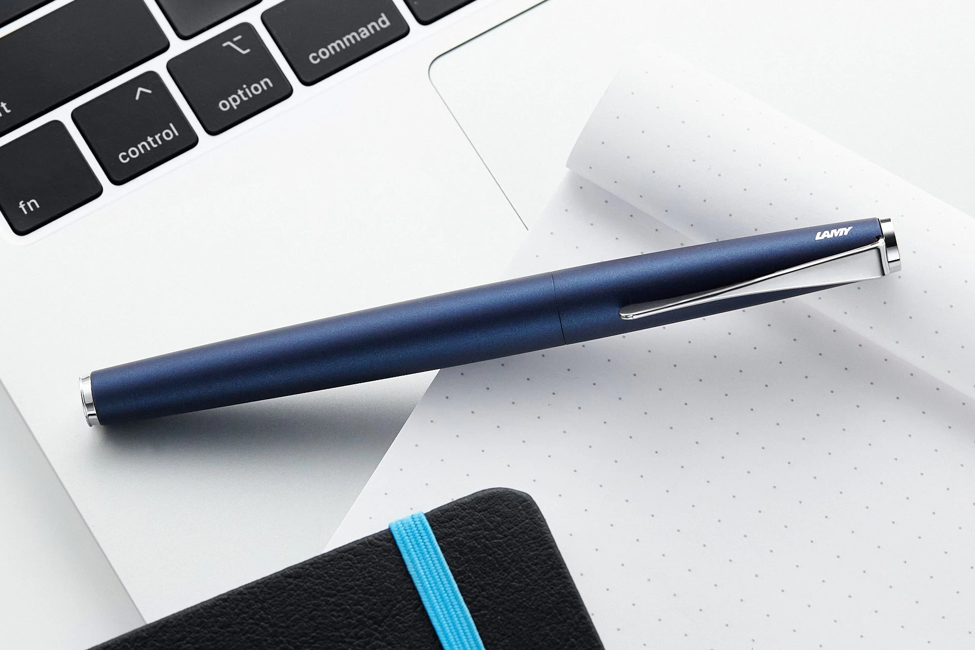 LAMY Studio Fountain Pen - Imperial Blue 8 LAMY Studio Fountain Pen - Imperial Blue - Image 6
