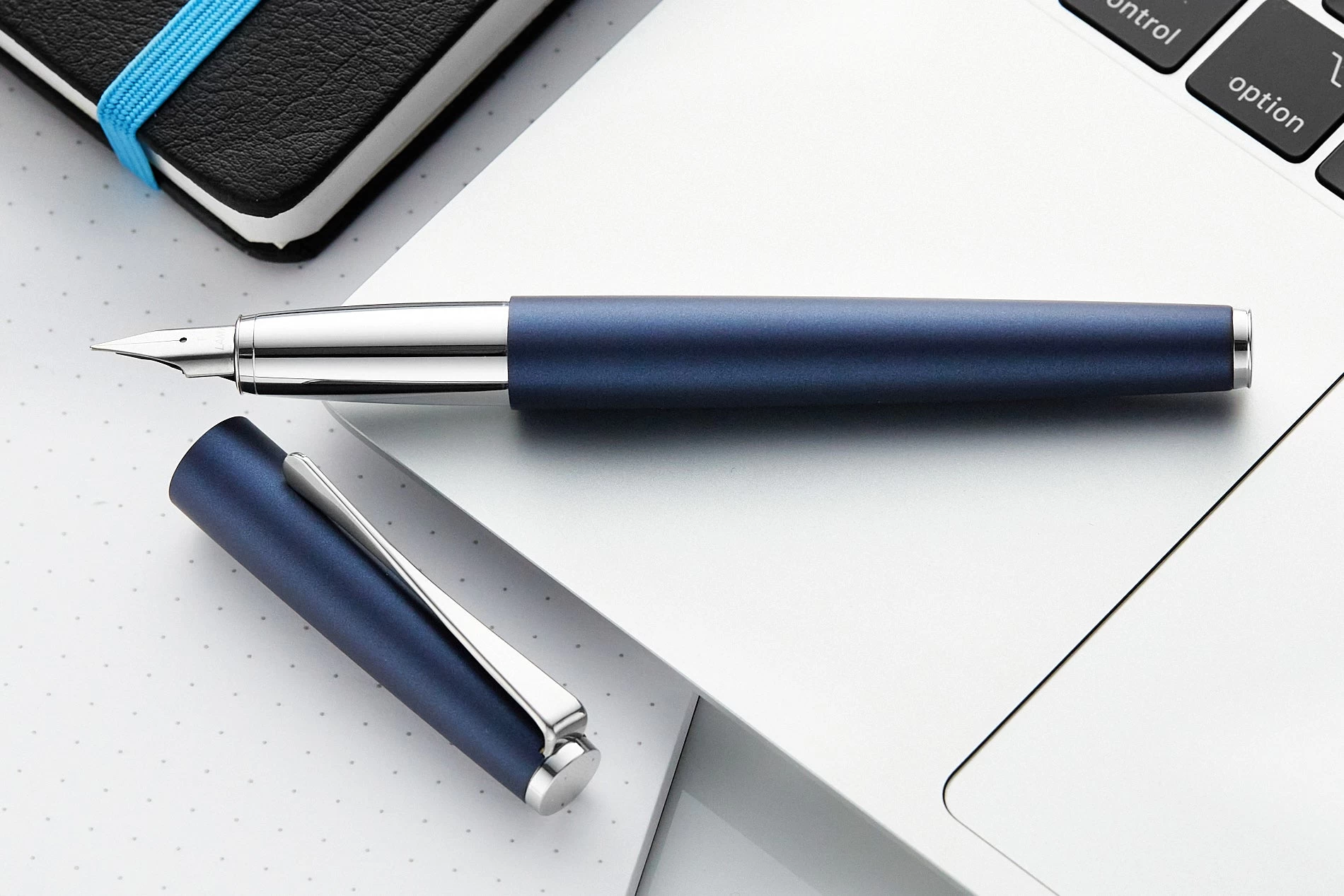 LAMY Studio Fountain Pen - Imperial Blue 11 LAMY Studio Fountain Pen - Imperial Blue - Image 9