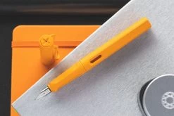 LAMY Safari Fountain Pen - Mango (special Edition) -Office Tools Lamy Safari Candy Mango SE2020 5