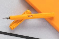 LAMY Safari Fountain Pen - Mango (special Edition) -Office Tools Lamy Safari Candy Mango SE2020 7