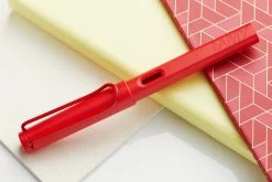 LAMY Safari Fountain Pen - Strawberry (special Edition) -Office Tools Lamy Safari SE Strawberry 1
