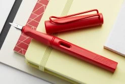 LAMY Safari Fountain Pen - Strawberry (special Edition) -Office Tools Lamy Safari SE Strawberry 5