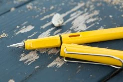 LAMY Safari Fountain Pen - Yellow 18 LAMY Safari Fountain Pen - Yellow -Office Tools Lamy Safari Yellow NW 11