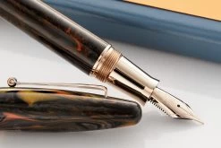 Maiora Ogiva Fountain Pen - Orange/Brown -Office Tools Maiora Ogiva GoldenAge OrangeBrown 4
