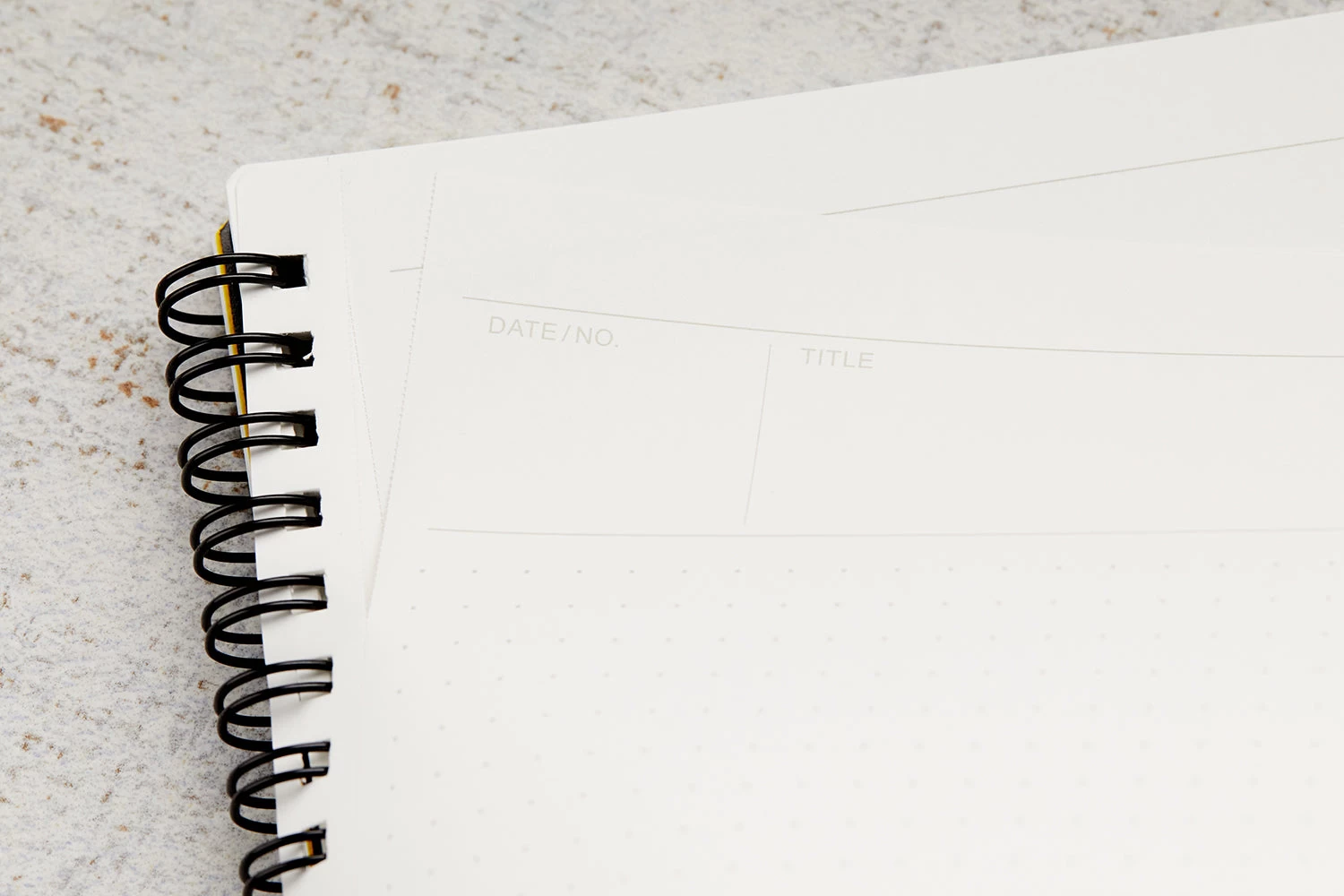 Maruman Mnemosyne N104 B5 Notebook - Dot Grid 9 Maruman Mnemosyne N104 B5 Notebook - Dot Grid - Image 7