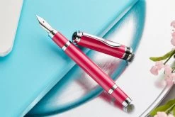 Monteverde Innova Fountain Pen And Ink Set - Viva Magenta (Special Edition) 22 Monteverde Innova Fountain Pen And Ink Set - Viva Magenta (Special Edition) -Office Tools Monteverde Innova VivaMagenta 3