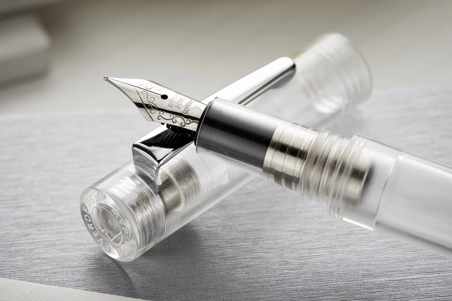 Monteverde MVP Fountain Pen - Diamond Clear 11 Monteverde MVP Fountain Pen - Diamond Clear - Image 9
