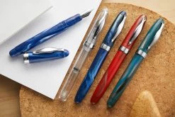 Noodler's Ahab Flex Fountain Pen - Lapis Inferno -Office Tools Noodler s AhabFlex Group2022 1 3ba51291 e6b3 4851 8b50 fa8761c496a4