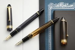 Pilot Custom 823 Fountain Pen - Amber -Office Tools Pilot Custom823 Amber Smoke Group 1