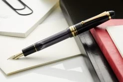 Pilot Custom 823 Fountain Pen - Smoke -Office Tools Pilot Custom823 Smoke 2