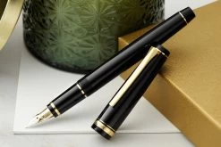 Pilot Falcon Fountain Pen - Black/Gold -Office Tools Pilot Falcon Black Gold 3