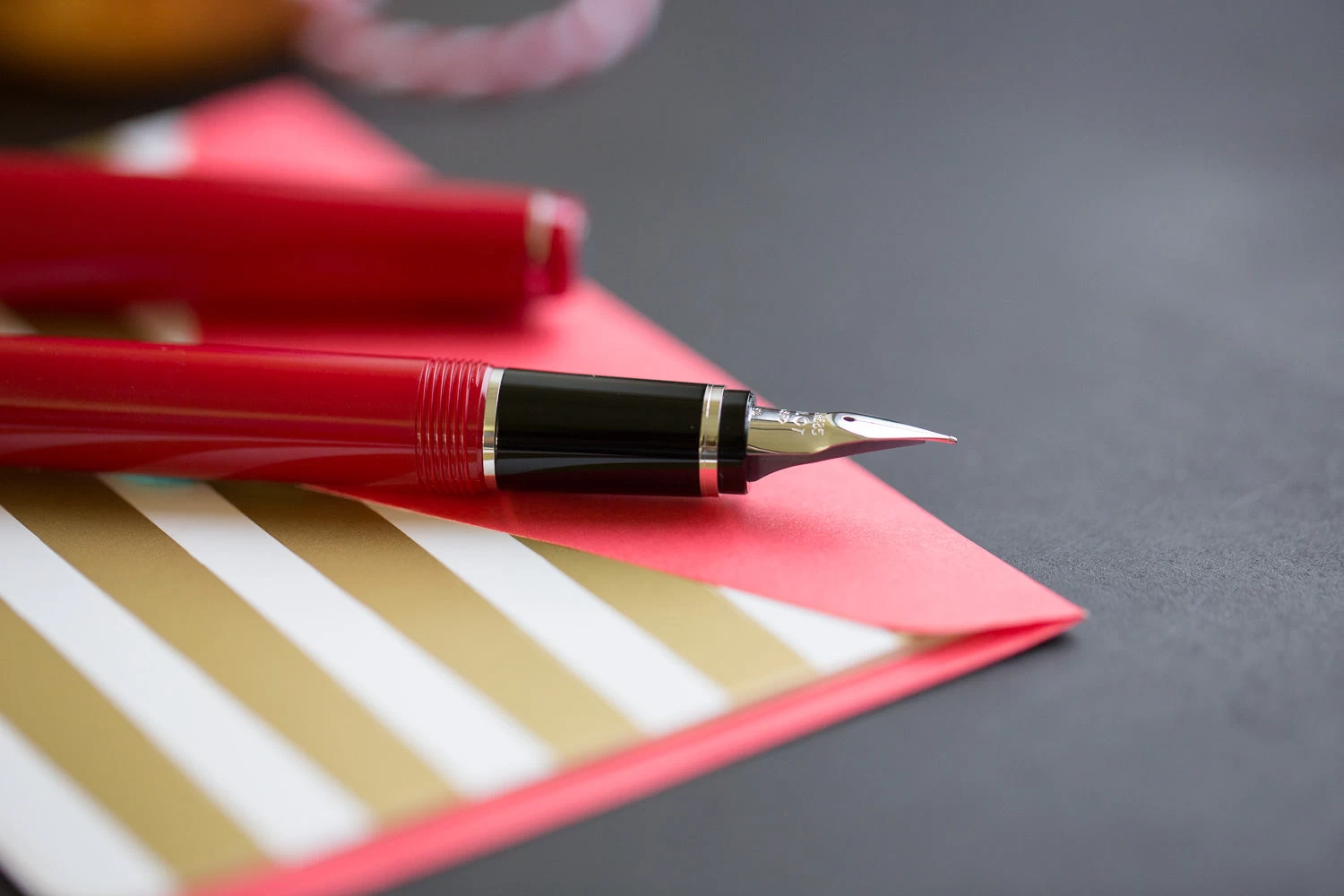 Pilot Falcon Fountain Pen - Red 9 Pilot Falcon Fountain Pen - Red - Image 7