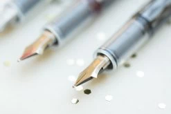 Pilot Varsity Fountain Pen - Black, Medium -Office Tools Pilot Varsity Black NW 5