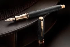 Pineider Forged Carbon Fountain Pen - Rose Gold Trim (Limited Edition) -Office Tools Pineider ForgedCarbon RoseGold LE 4