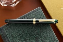 Platinum #3776 Century Fountain Pen - Laurel Green/Gold 19 Platinum #3776 Century Fountain Pen - Laurel Green/Gold -Office Tools Platinum 3776 Century LaurelGreen Gold 1