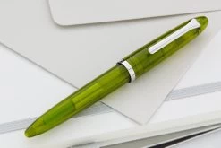 Sailor Compass 1911 Fountain Pen - Transparent Olive -Office Tools Sailor 1911 Compass OliveDemo 1