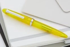 Sailor Compass 1911 Fountain Pen - Transparent Yellow -Office Tools Sailor 1911 Compass YellowDemo 1