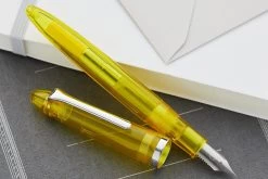 Sailor Compass 1911 Fountain Pen - Transparent Yellow -Office Tools Sailor 1911 Compass YellowDemo 3
