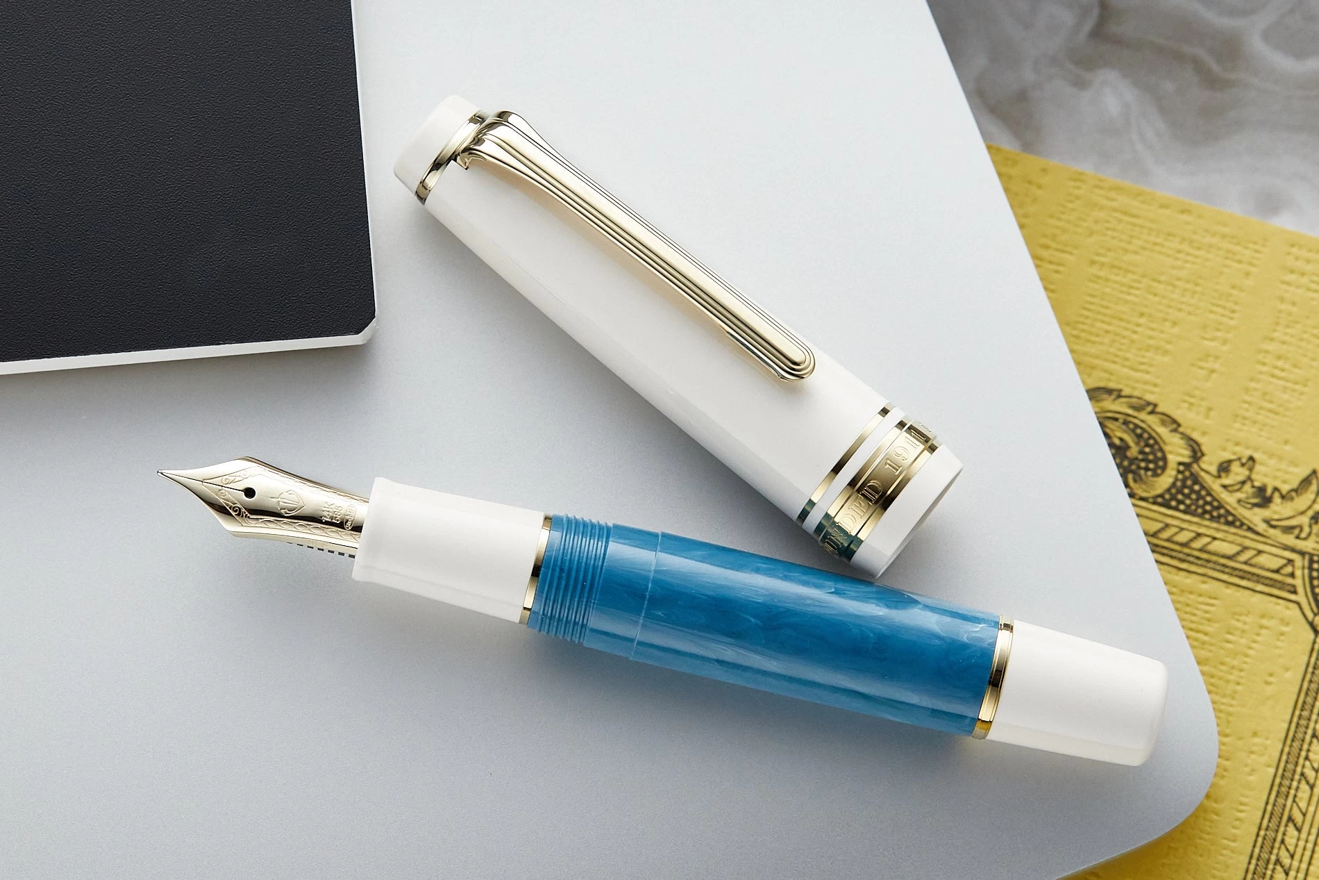 Sailor Pro Gear Slim Mini Rencontre Fountain Pen - Bleu Ciel 10 Sailor Pro Gear Slim Mini Rencontre Fountain Pen - Bleu Ciel - Image 8