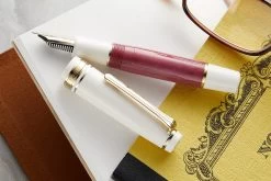 Sailor Pro Gear Slim Mini Rencontre Fountain Pen - Bordeaux Fonce 22 Sailor Pro Gear Slim Mini Rencontre Fountain Pen - Bordeaux Fonce -Office Tools Sailor PG Slim Mini BordeauxFonce 3