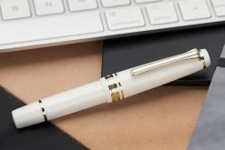 Sailor Pro Gear Slim Mini Fountain Pen - Beni White -Office Tools Sailor ProGear SlimMini BeniWhite 1