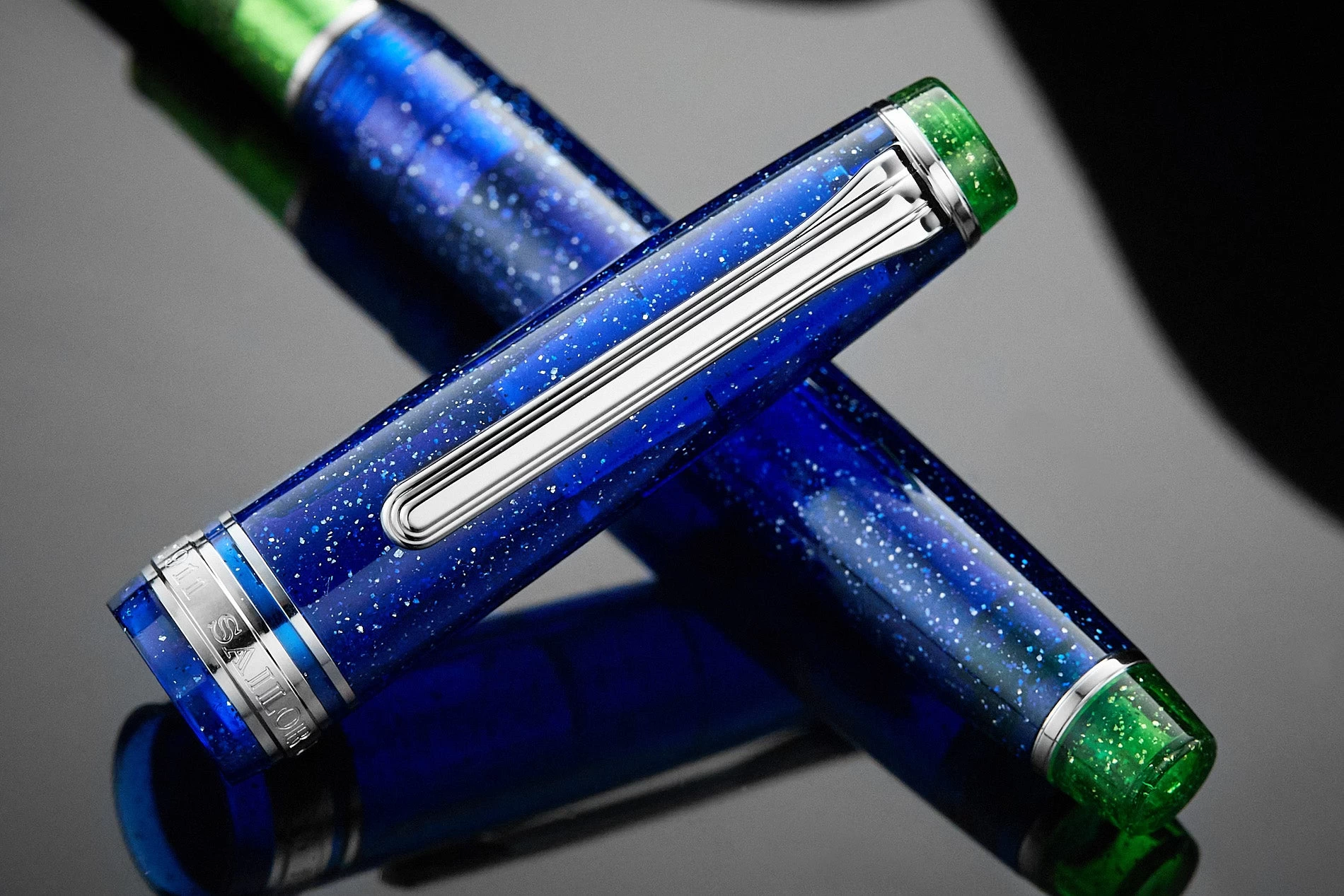 Sailor Pro Gear Slim Fountain Pen - Northern Lights Blue 8 Sailor Pro Gear Slim Fountain Pen - Northern Lights Blue - Image 6