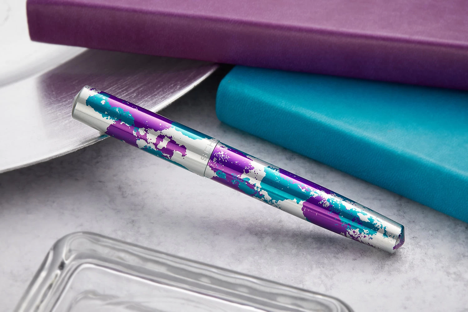 Schon DSGN Full Sized Fountain Pen - Aqua Jazz 4 Schon DSGN Full Sized Fountain Pen - Aqua Jazz - Image 2