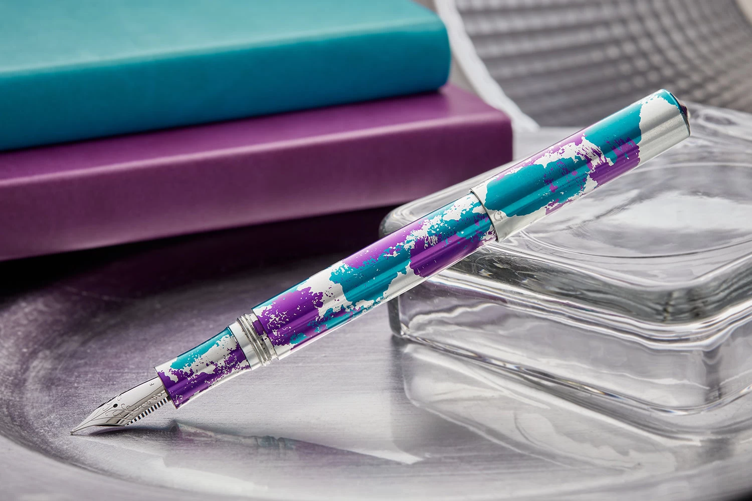 Schon DSGN Full Sized Fountain Pen - Aqua Jazz 3 Schon DSGN Full Sized Fountain Pen - Aqua Jazz