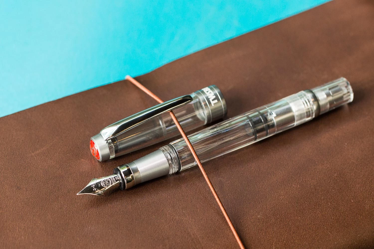 TWSBI Diamond 580ALR Fountain Pen - Nickel Gray 13 TWSBI Diamond 580ALR Fountain Pen - Nickel Gray - Image 11