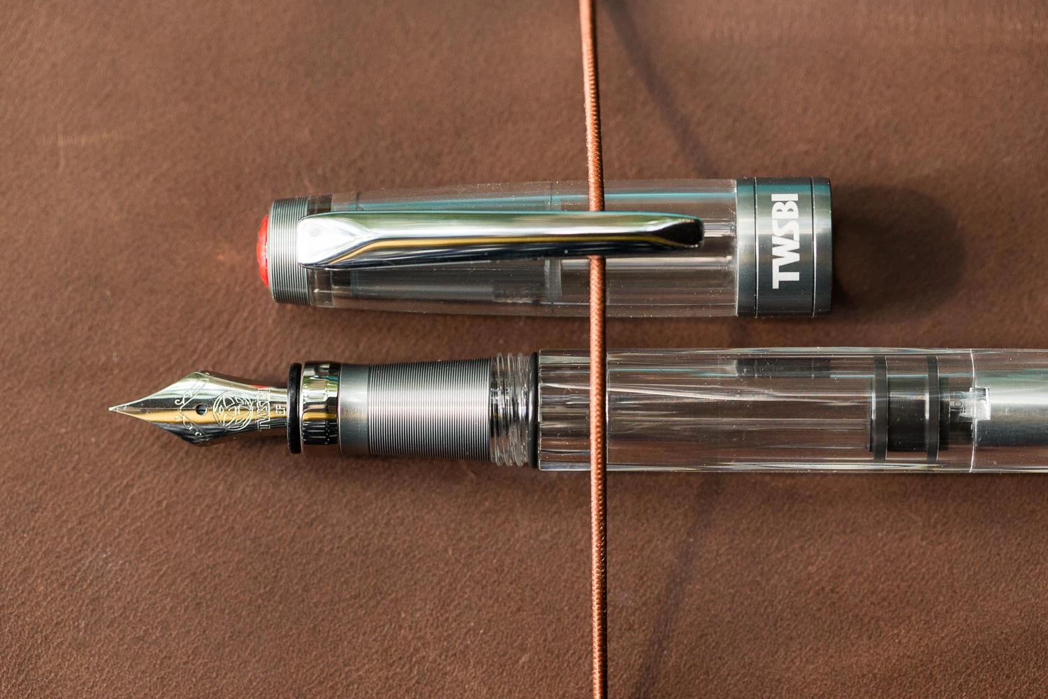 TWSBI Diamond 580ALR Fountain Pen - Nickel Gray 8 TWSBI Diamond 580ALR Fountain Pen - Nickel Gray - Image 6